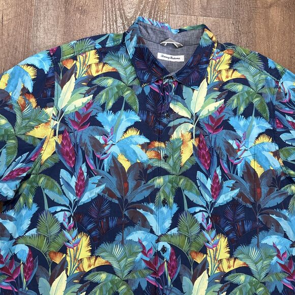 Tommy Bahama Short Sleeve Shirt All Over Print Fuego Palms Rayon Camp Casual XXL - Picture 3 of 15